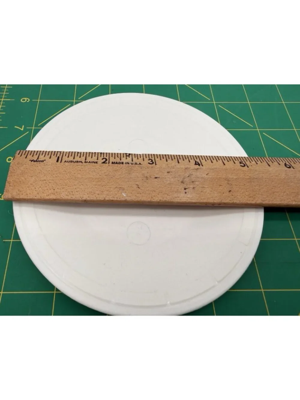 Vintage Step 2  White Plastic Plates Replacements  Set Of 2